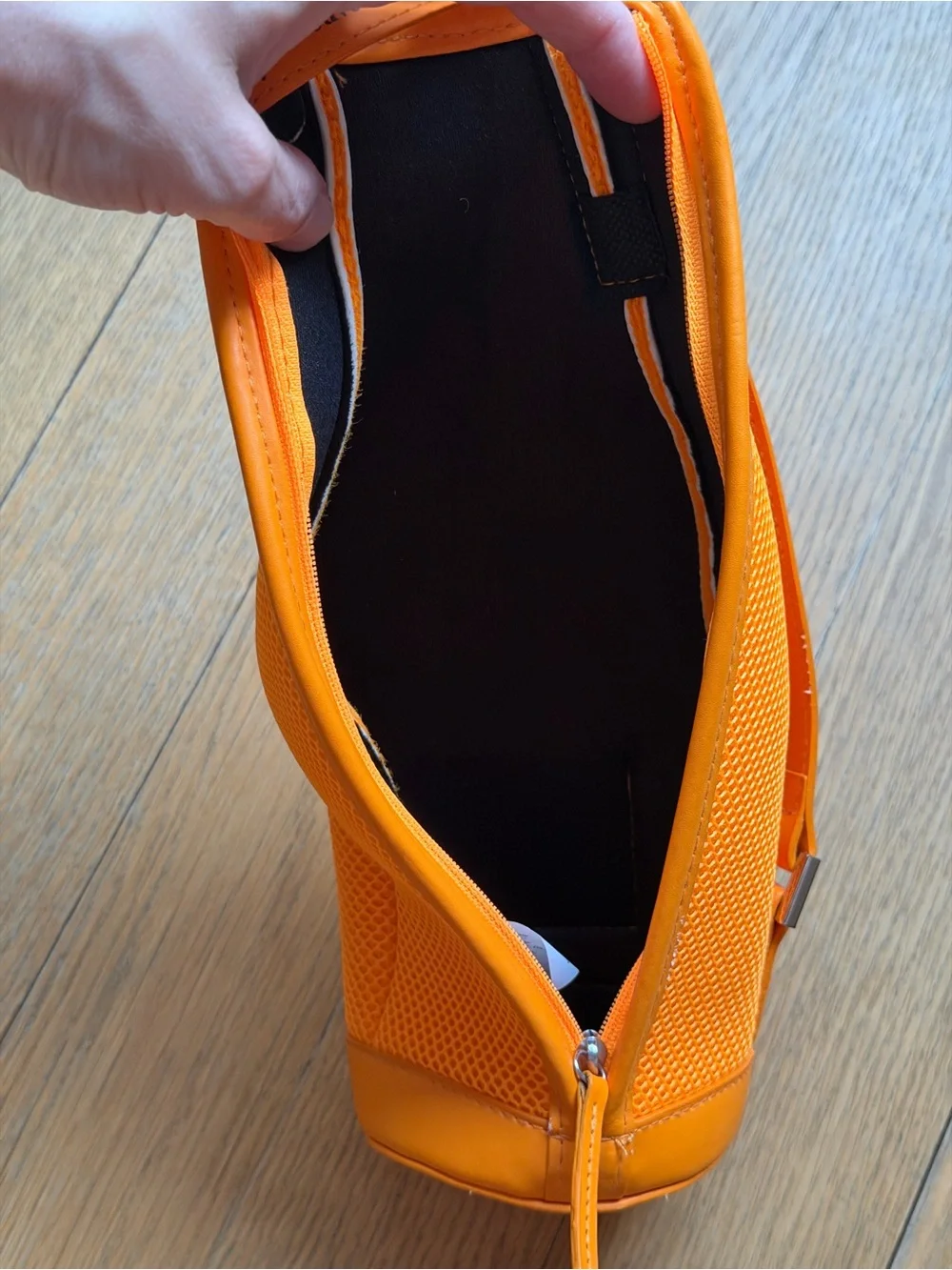 VEUVE CLICQUOT CHAMPAGNE BOTTLE ZIPPERED INSULATED ICE JACKET